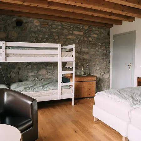 펜션 Maison Veyronne Ferme Renovee Avec Piscine Dizy