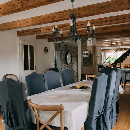 Feriehus Maison Veyronne Ferme Renovee Avec Piscine Dizy