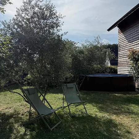 Maison Veyronne Ferme Renovee Avec Piscine